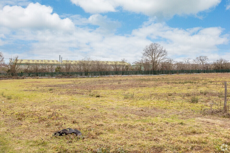 Abbey View Rd, Pinvin to rent - Building Photo - Image 3 of 3