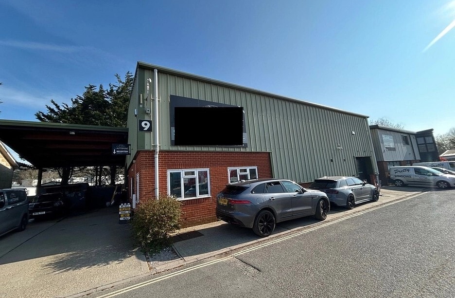 Pritchetts Way, Rookley to rent Primary Photo- Image 1 of 2