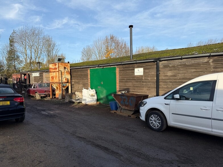 21B Albourne Rd, Hurstpierpoint to rent - Building Photo - Image 1 of 4