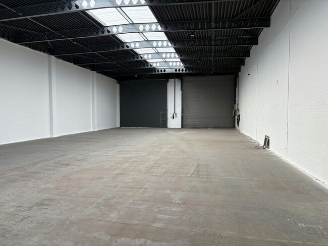 More details for Warren Rd, Manchester - Industrial to Rent