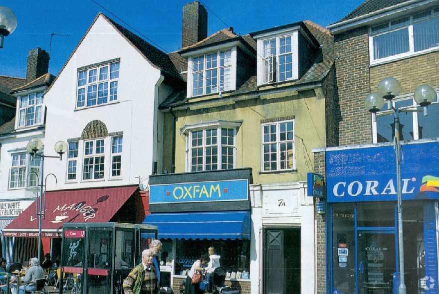 7-7A High St, Horley for sale Primary Photo- Image 1 of 1