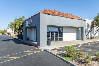 947-981 W Elliot Rd, Chandler, AZ for rent Building Photo- Image 2 of 8