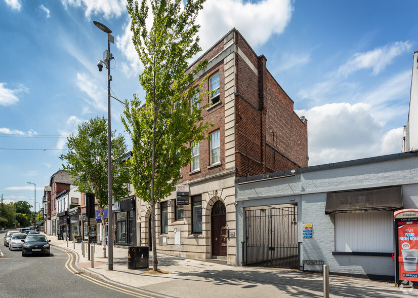 2-4 The Downs, Altrincham for sale - Primary Photo - Image 1 of 1