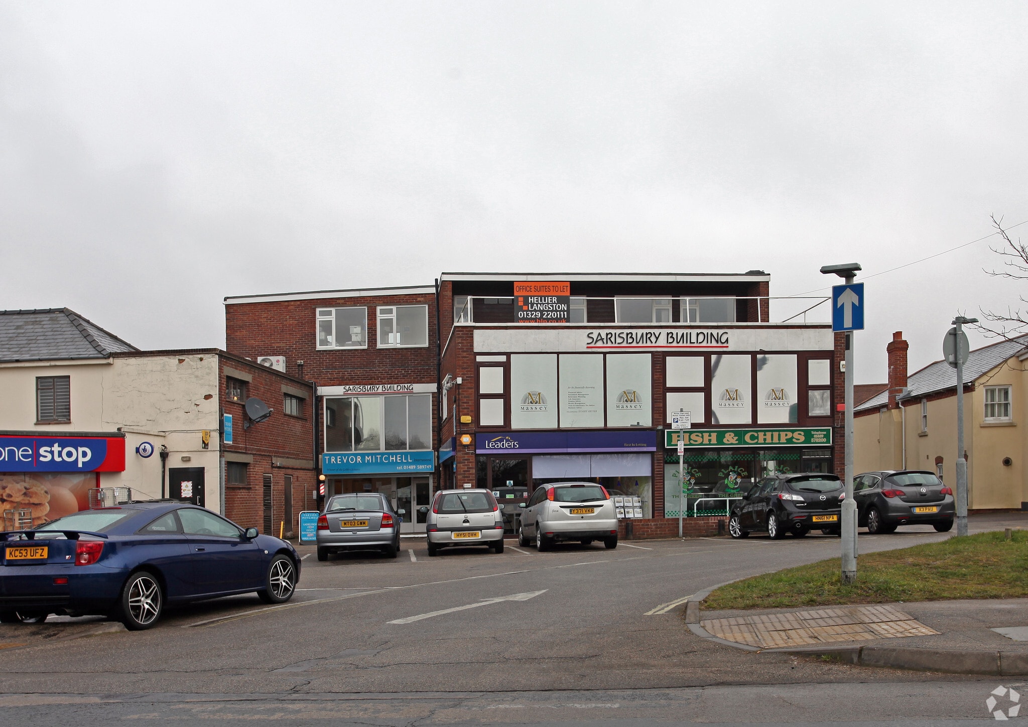 172-180 Bridge Rd, Sarisbury Green to rent Primary Photo- Image 1 of 3