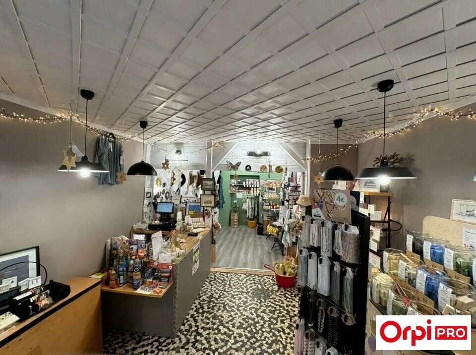 Retail in Saint-Brieuc for sale Interior Photo- Image 1 of 4