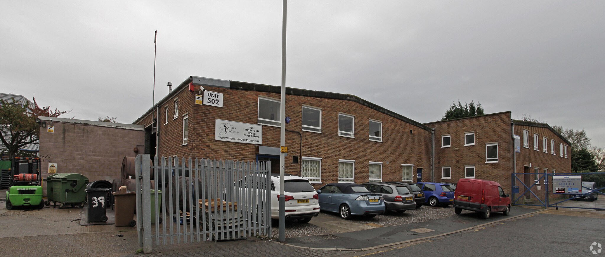 508 Stone Clos, West Drayton for sale Primary Photo- Image 1 of 1