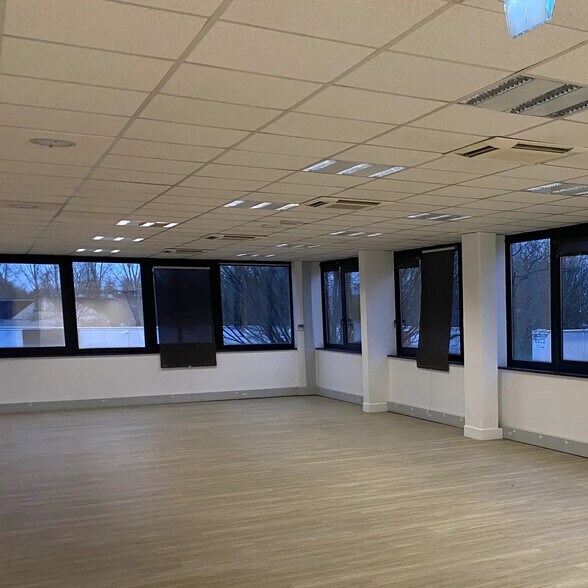 232 Rue De La Découverte, Labège to rent - Interior Photo - Image 3 of 12