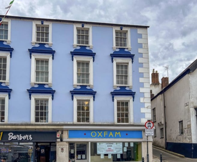 45-45A High St, Haverfordwest to rent Primary Photo- Image 1 of 2