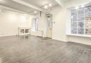 High St, Skipton to rent Interior Photo- Image 2 of 5