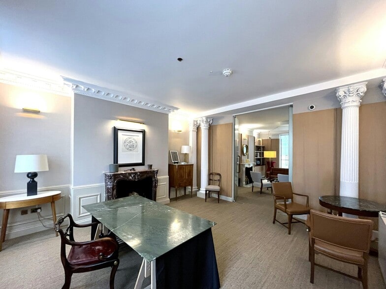 26 Seymour St, London to rent - Building Photo - Image 2 of 6