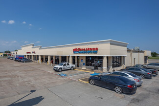 More details for 815 Dixie Dr, Clute, TX - Retail for Rent