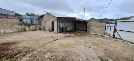 Stane St, Slinfold to rent Building Photo- Image 1 of 2