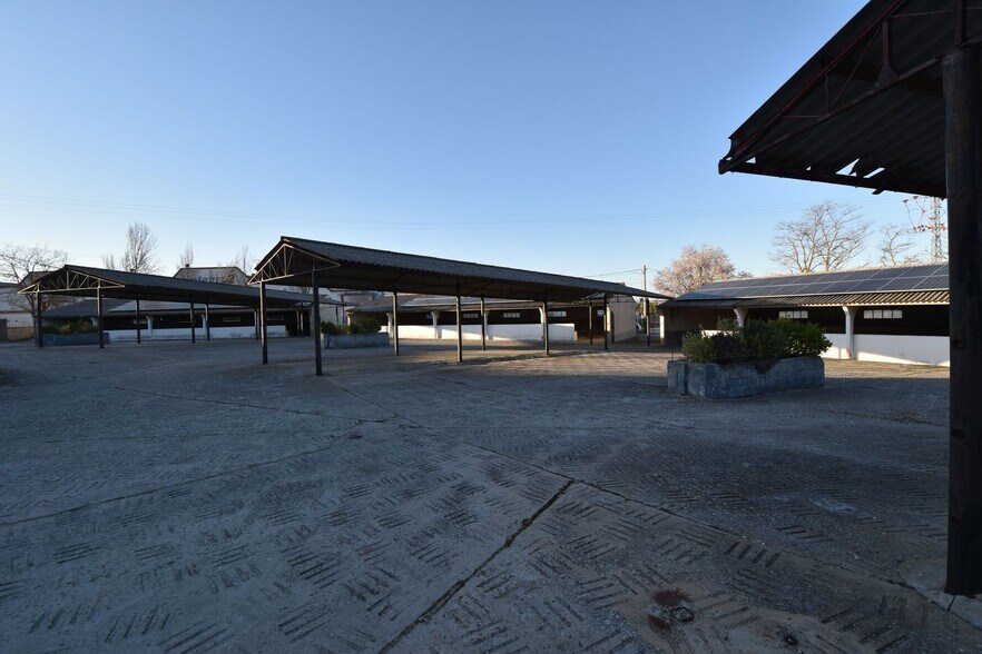 Industrial in Pinto, Madrid for sale - Building Photo - Image 2 of 41