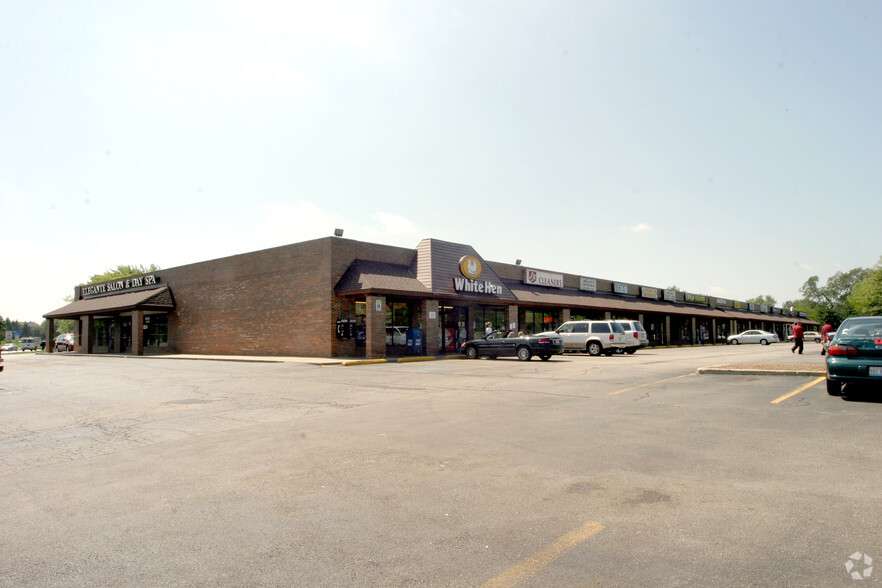 1450-1486 E Chicago Ave, Naperville, IL for rent - Building Photo - Image 2 of 6