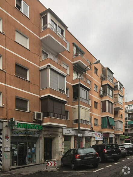 Calle de la Alondra, 49, Madrid, Madrid for sale - Building Photo - Image 2 of 2