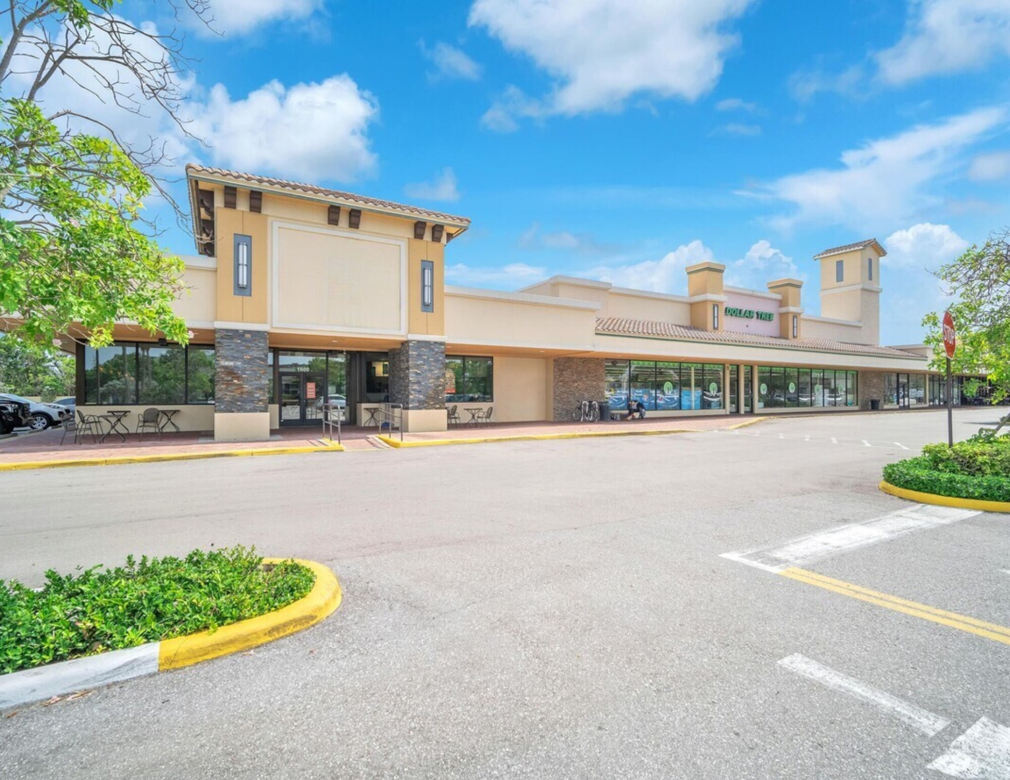 1600-1662 N Federal Hwy, Boca Raton, FL to rent Building Photo- Image 1 of 14