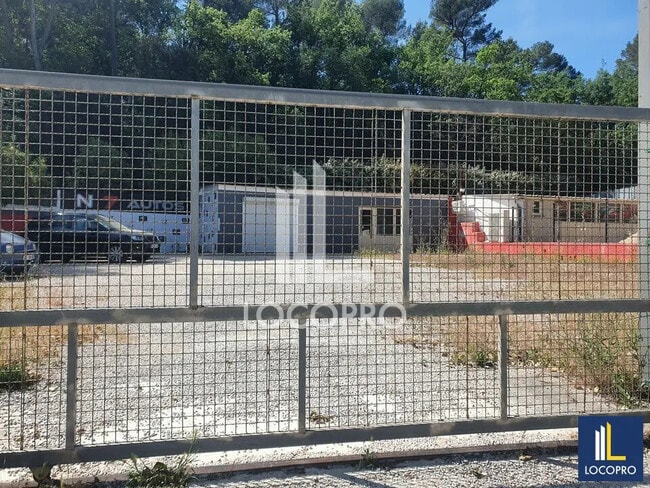 Location Terrain 600 m²
