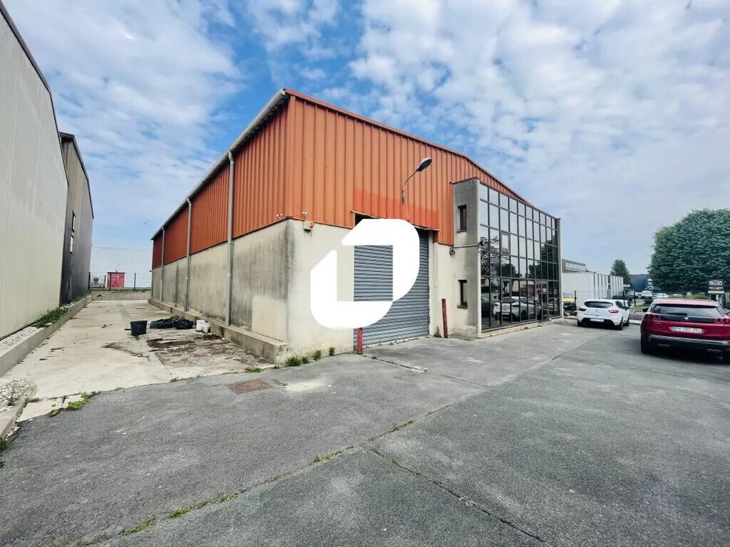 Vente Local d'activités 560 m² - Photo 1