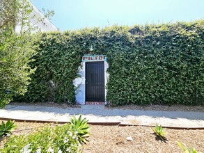 5908 Barton Ave, Los Angeles, CA for rent Building Photo- Image 1 of 12