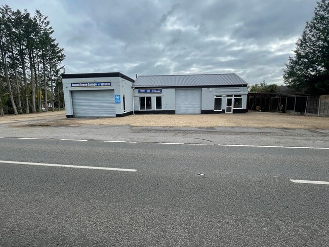 More details for Reading Rd, Hook - Retail to Rent