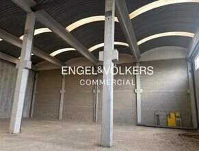 Industrial in La Roca del Vallès, Barcelona to rent Interior Photo- Image 2 of 4