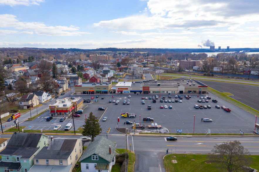 300 W Main St, Middletown, PA for rent - Building Photo - Image 1 of 1