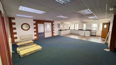 24-26 Bedford St, Leamington Spa to rent Interior Photo- Image 2 of 6