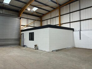 Edison Courtyard, Corby to rent Interior Photo- Image 1 of 3