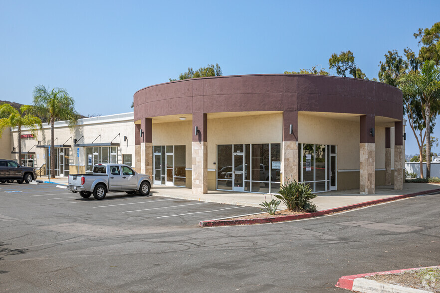 1401 S El Camino Real, Oceanside, CA for rent - Building Photo - Image 2 of 13