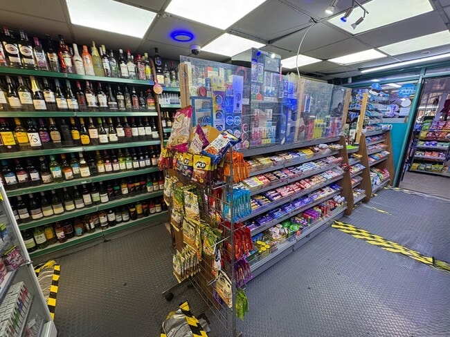 More details for 181 Norwood Rd, Southall - Retail to Rent