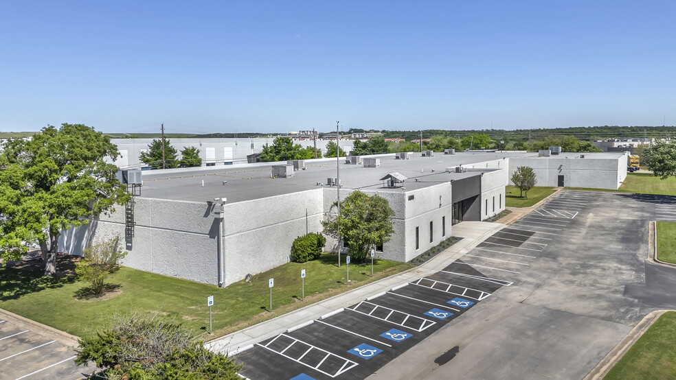 4806 Commercial Park Dr, Austin, TX for sale - Building Photo - Image 1 of 8