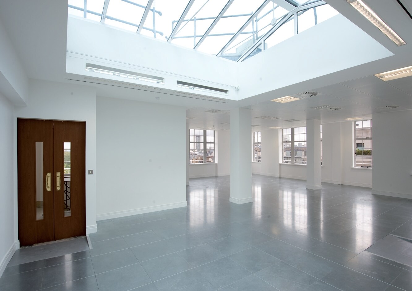 4 Carlton Gdns, London for sale Building Photo- Image 1 of 1