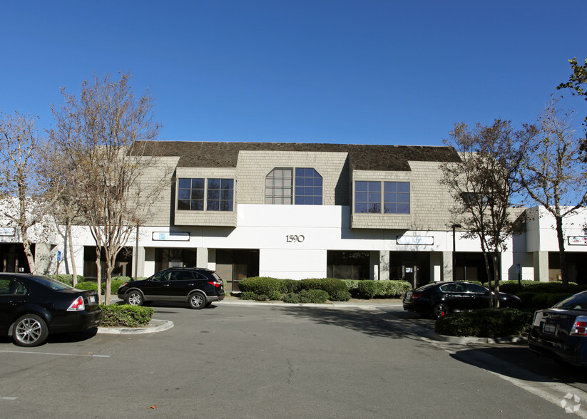 1590 N Batavia St, Orange, CA for rent - Primary Photo - Image 1 of 4