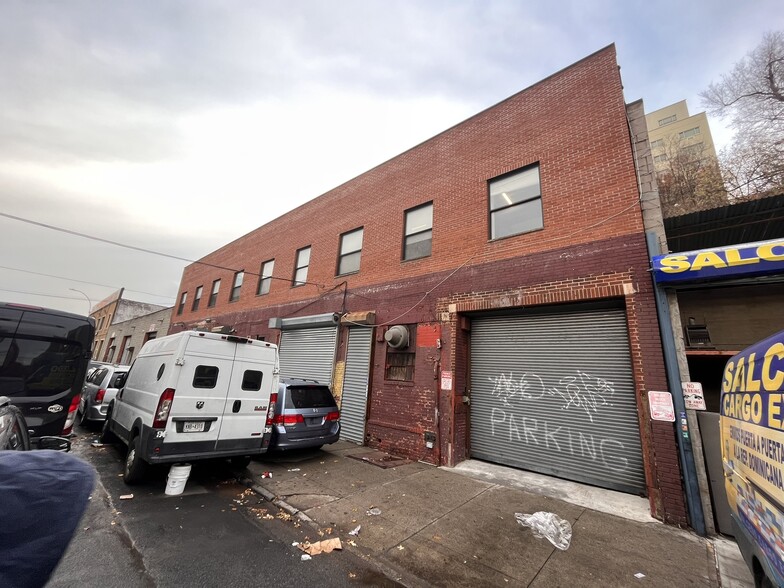 1431 Cromwell Ave, Bronx, NY for rent - Building Photo - Image 2 of 26