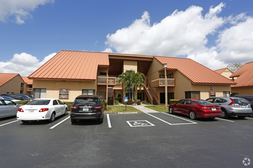 2831 Ringling Blvd, Sarasota, FL for rent - Building Photo - Image 1 of 10