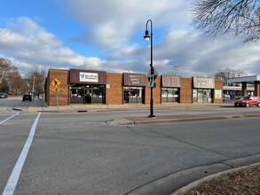 501 S Grand Ave, Waukesha, WI for rent Building Photo- Image 1 of 1