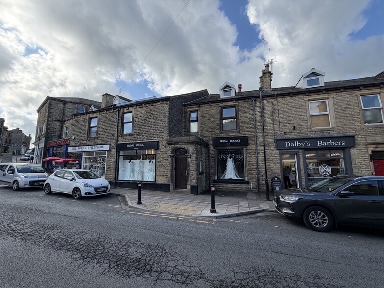 17 King St, Clitheroe for sale - Primary Photo - Image 1 of 9