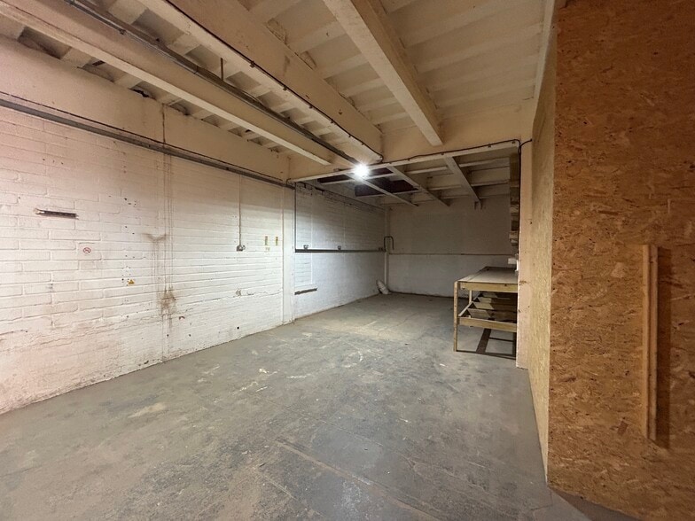 Petherton Rd, Bristol to rent - Building Photo - Image 2 of 7