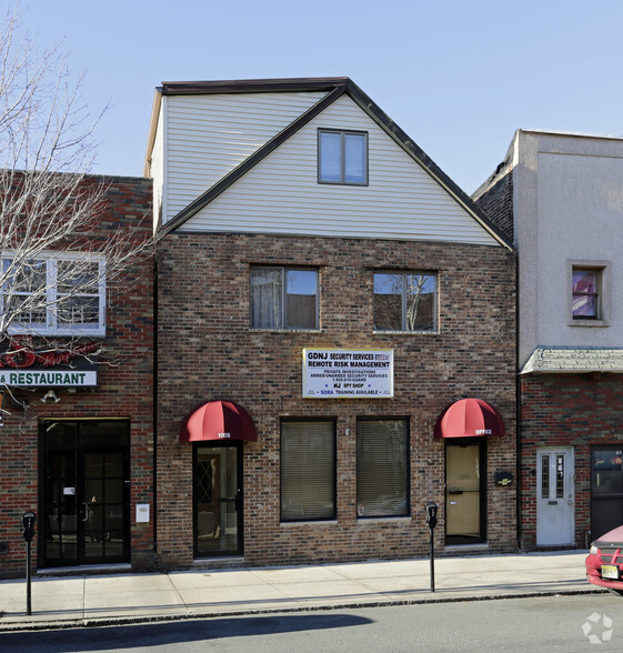 1009 Broadway, Bayonne, NJ for sale - Primary Photo - Image 1 of 1