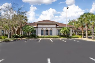 16400 Healthpark Commons Dr, Fort Myers, FL for sale Building Photo- Image 1 of 1