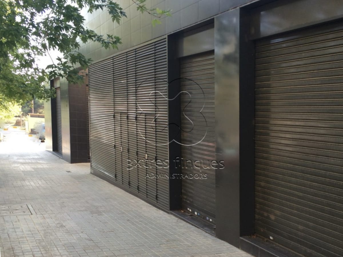 Retail in Sabadell, Barcelona to rent Construction Photo- Image 1 of 5