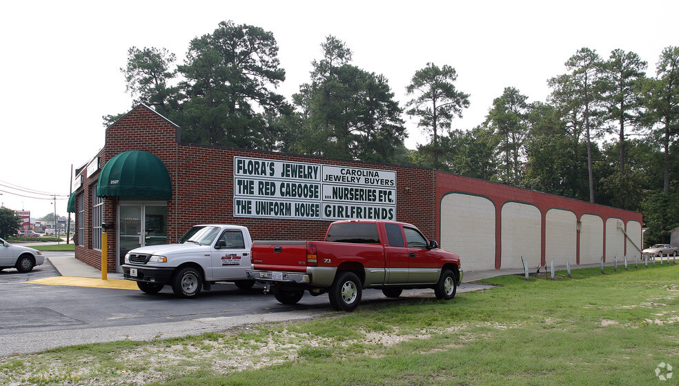 2509-2527 Sunset Ave, Rocky Mount, NC for rent - Building Photo - Image 2 of 3