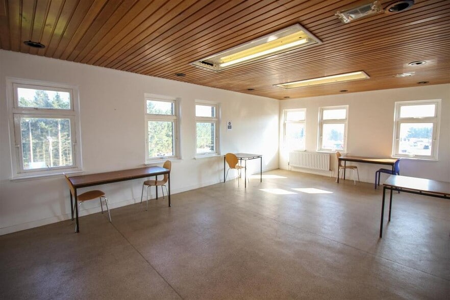 Hamilton Rd, Hawick to rent - Building Photo - Image 3 of 16