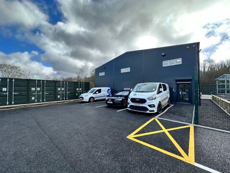 6 Tank Farm Rd, Neath for sale Primary Photo- Image 1 of 1