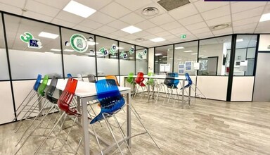 Office in Aix-en-Provence to rent Interior Photo- Image 2 of 12