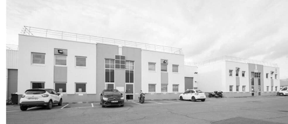 Office in Gennevilliers to rent - Building Photo - Image 2 of 5