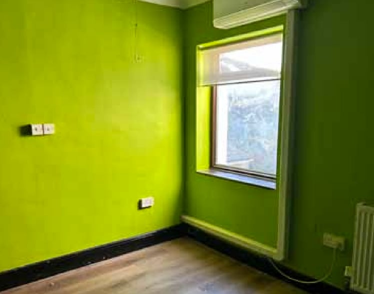 118 Shirley Rd, Southampton for sale - Interior Photo - Image 2 of 6