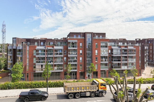 More details for Wilkinson Close, London - Office to Rent