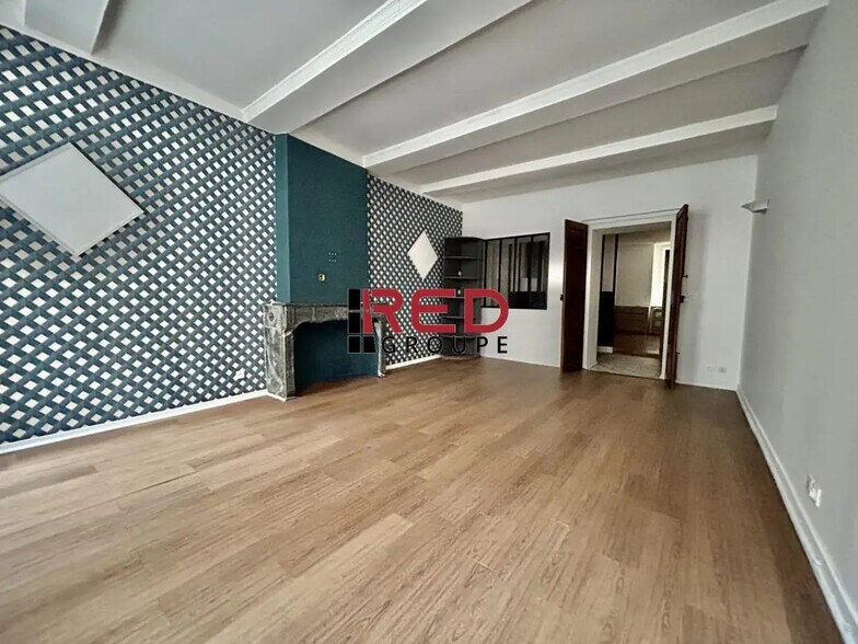 Rue Félicien David, Aix-en-Provence to rent - Building Photo - Image 2 of 8