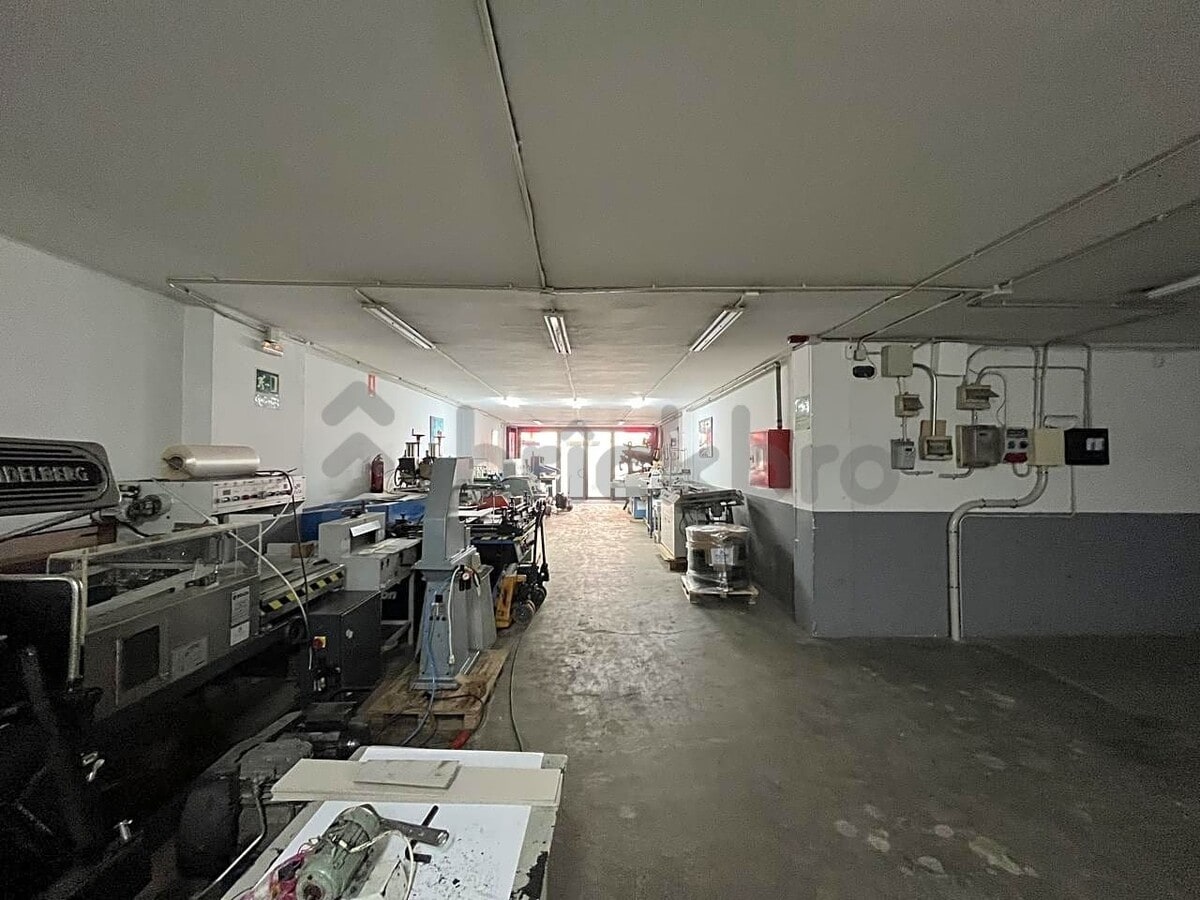 Barcelona, BAR 08011 -  -  - Interior Photo - Image 1 of 10